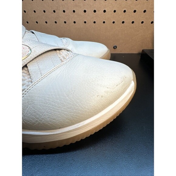 Nike Lebron Soldier 12 Light Bone Basketball Shoes Mens Size 11.5 A02609-002 - Picture 3 of 16